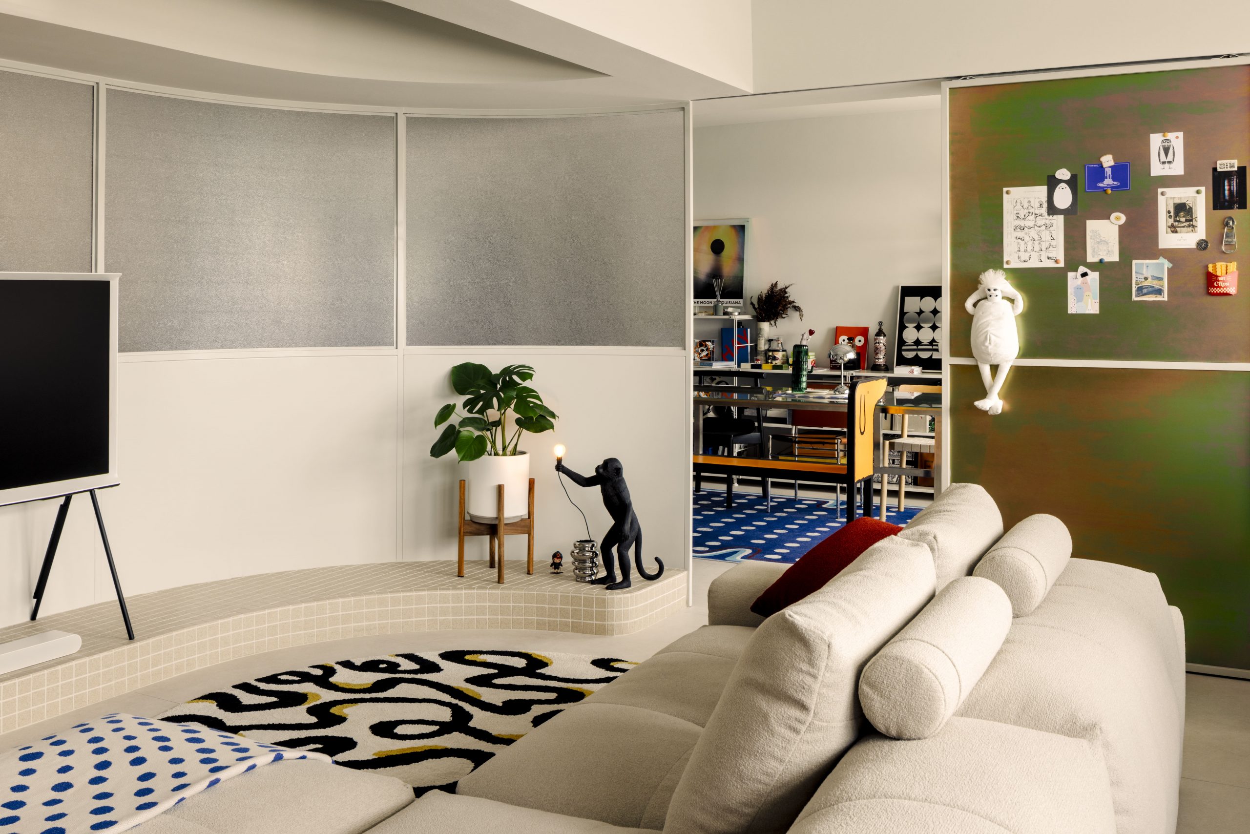 Twenty Three Oranges